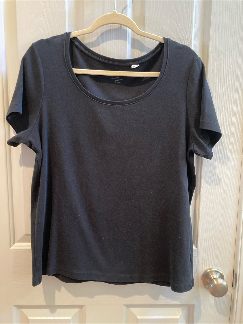 GUC Chico’s Classic Black Tee